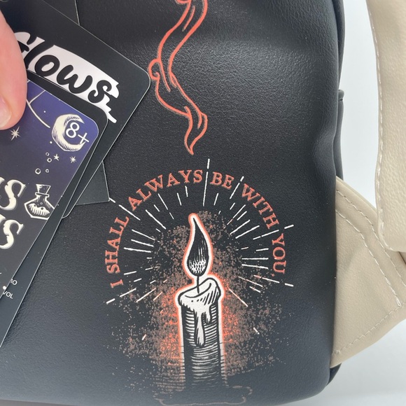 Loungefly Disney Hocus Pocus Binx Black Cat Glow-In-The-Dark Mini Backpack - Picture 5 of 9